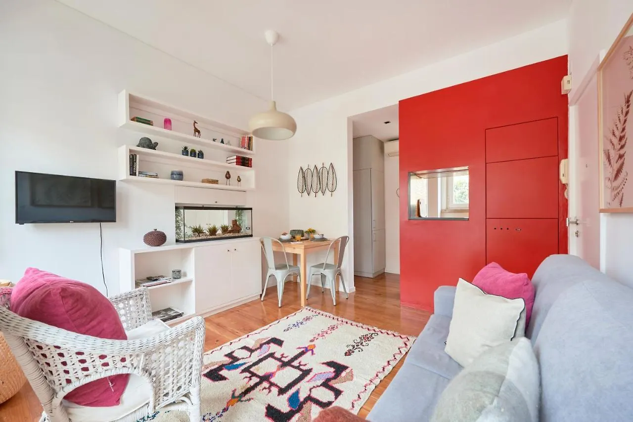 Sunny Renovated Apt With Ac, By Timecooler Lisboa Διαμέρισμα